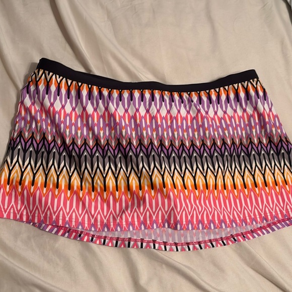 EUC Kenneth Cole Multicolored Swim Skirt Large Aztec print with bottom - Picture 1 of 7